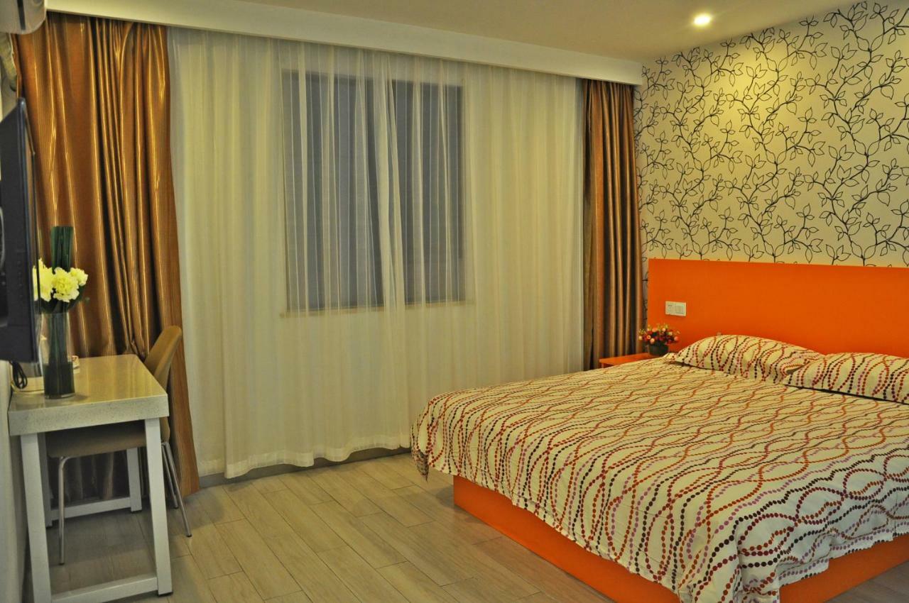 Lijing Selected Hotel Shanghai Exterior photo